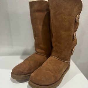 UGG Bailey Button Triplet II boots